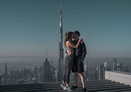 Можеш ли да се целуваш в Дубай?